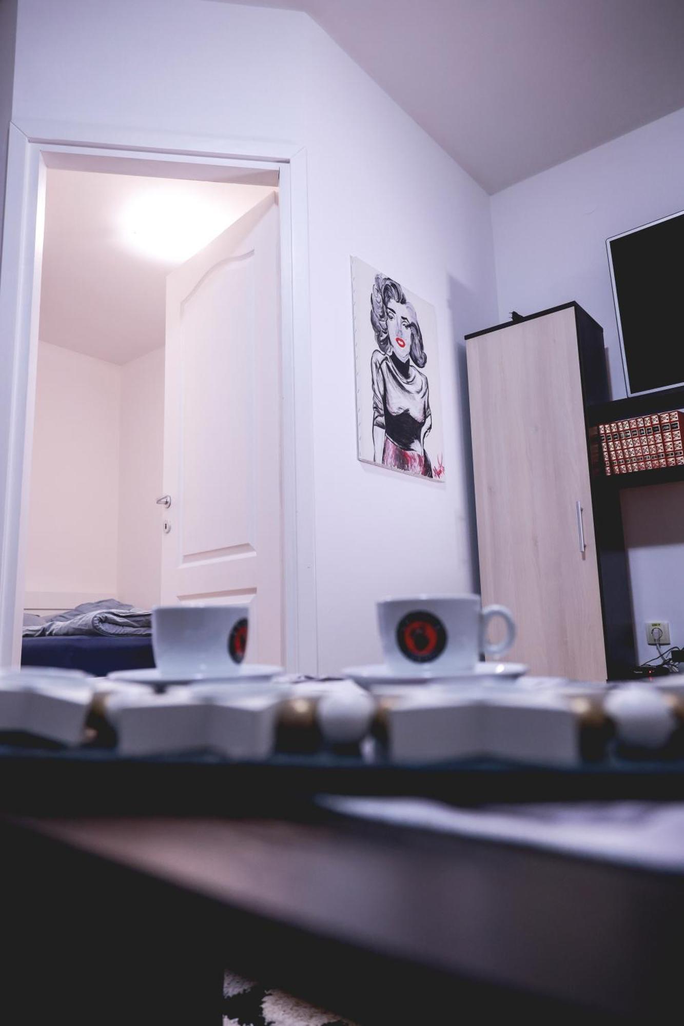 Lucasa Apartment Суботица Екстериор снимка